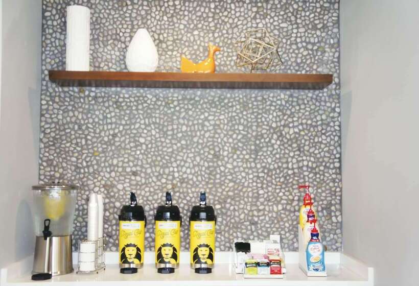 فندق La Quinta By Wyndham Madera