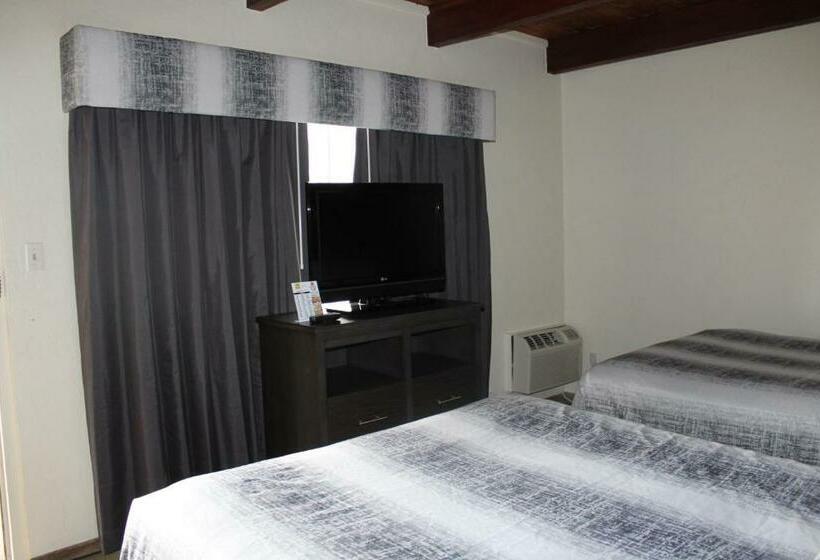 Отель Lamplighter Inn