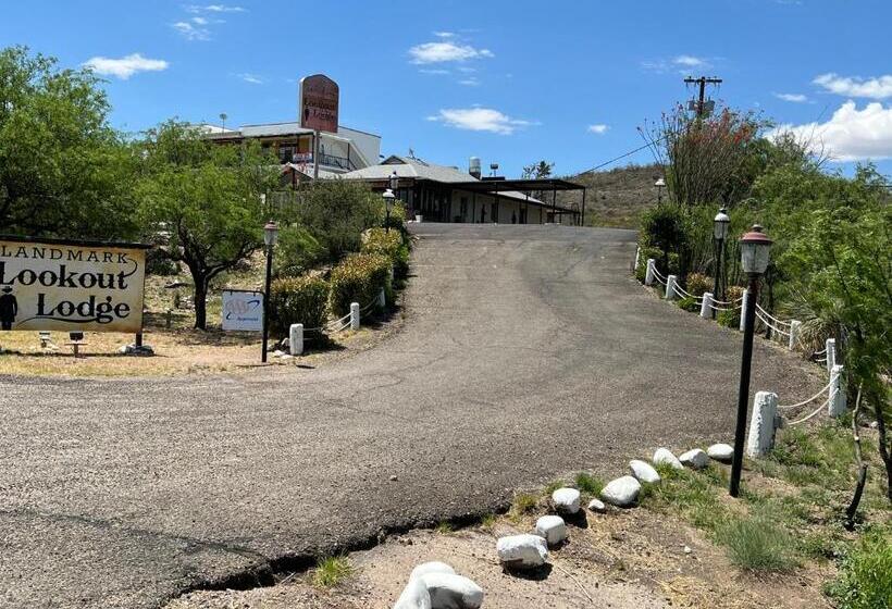 בית מלון כפרי Landmark Lookout Lodge