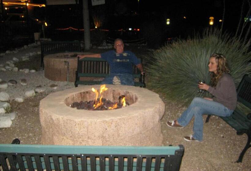 בית מלון כפרי Landmark Lookout Lodge