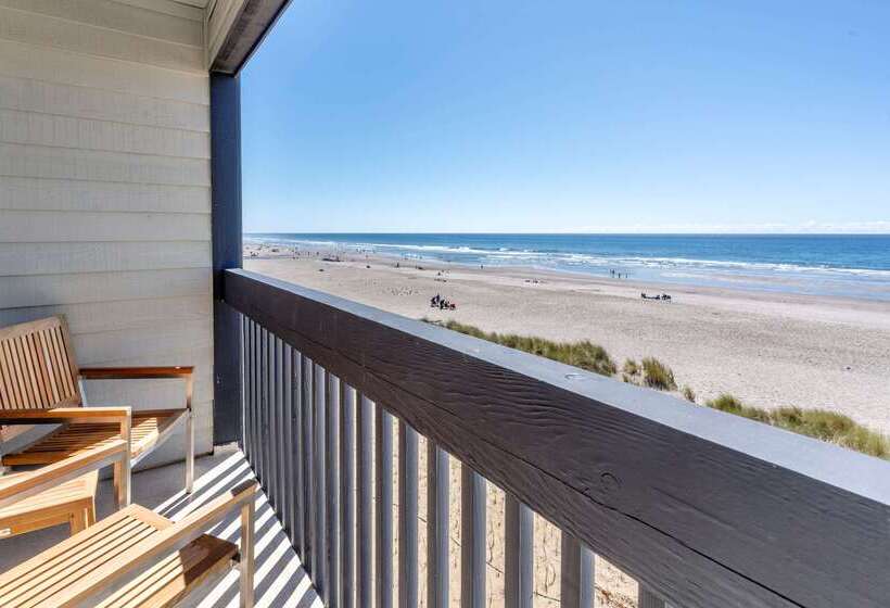 Lincoln Sands Oceanfront Resort, Ascend Hotel Collection