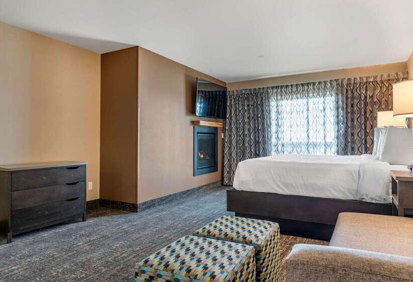 Lincoln Sands Oceanfront Resort, Ascend Hotel Collection