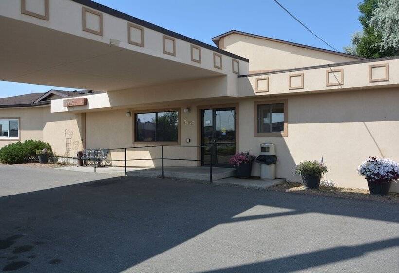 فندق Locomotive Inn