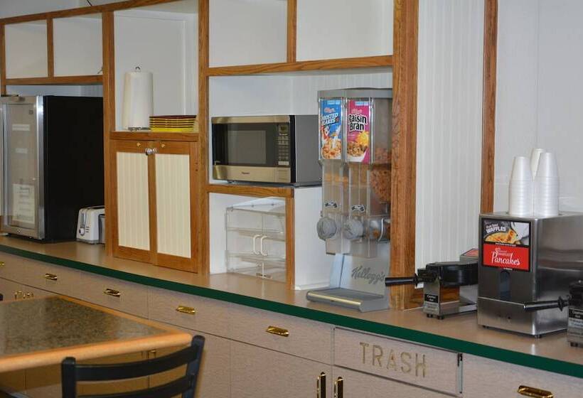 فندق Locomotive Inn