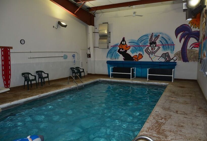 فندق Locomotive Inn