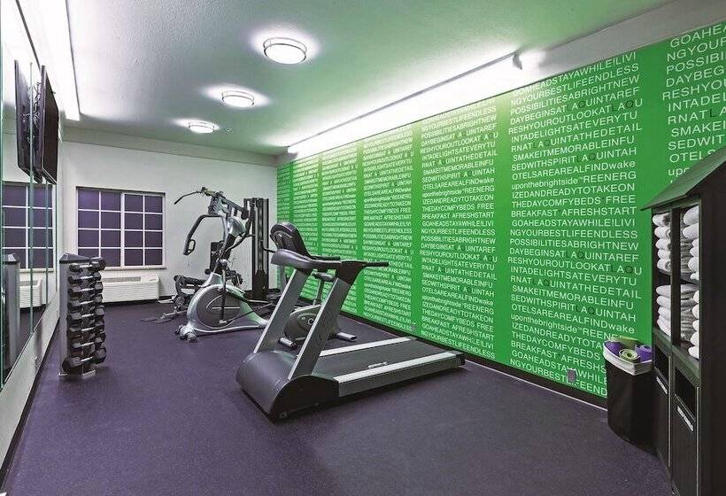 호텔 Palacio Royale Inn Signature Katy