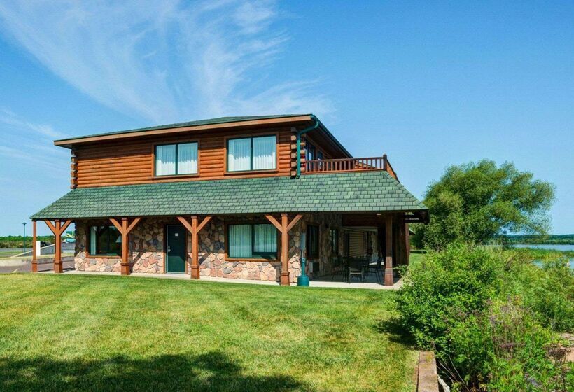فندق Quality Inn Ashland   Lake Superior