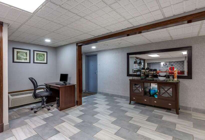 فندق Quality Inn Austintown Youngstown West