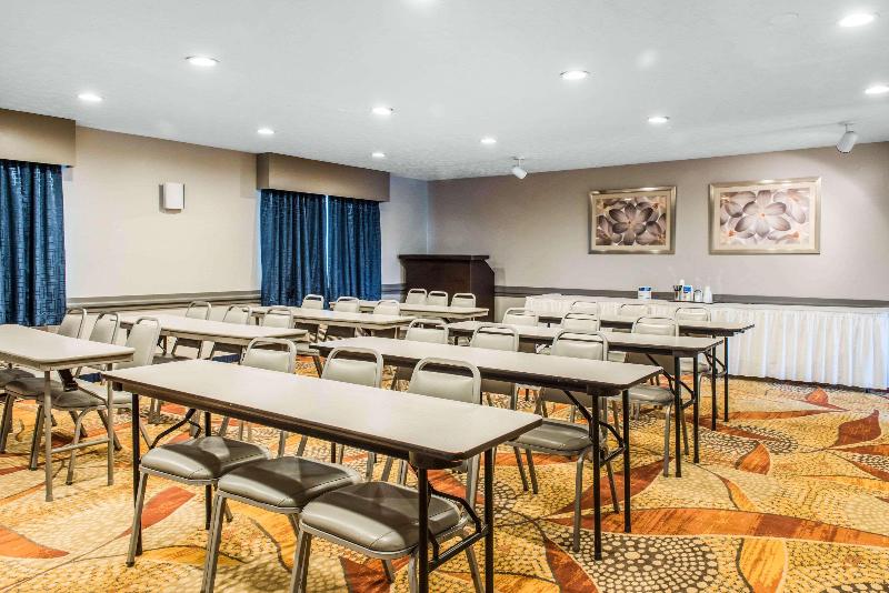 فندق Quality Inn Austintown Youngstown West