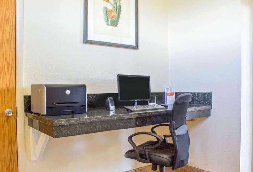 Отель Quality Inn Benson I10 Exit 304