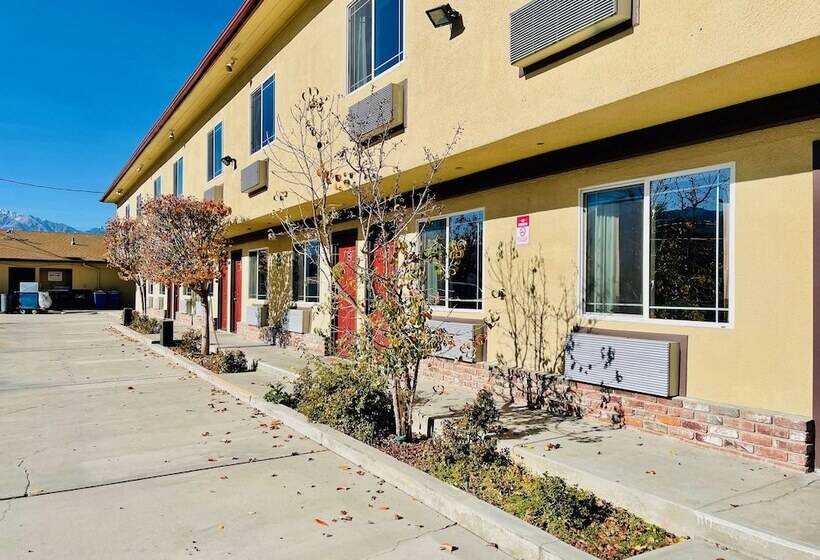 בית מלון כפרי Quality Inn Bishop Near Mammoth