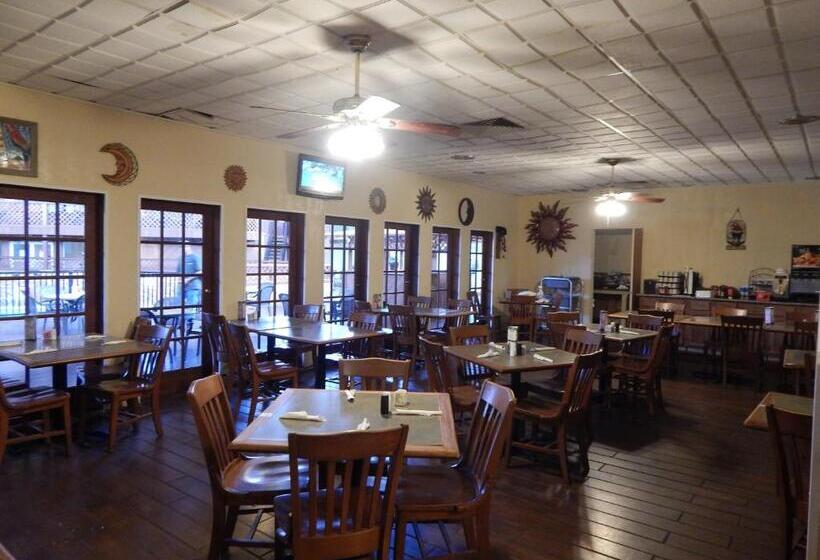 فندق Quality Inn