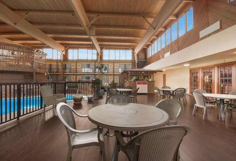 فندق Quality Inn