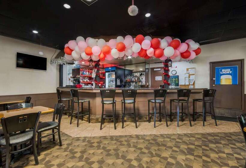 فندق Quality Inn