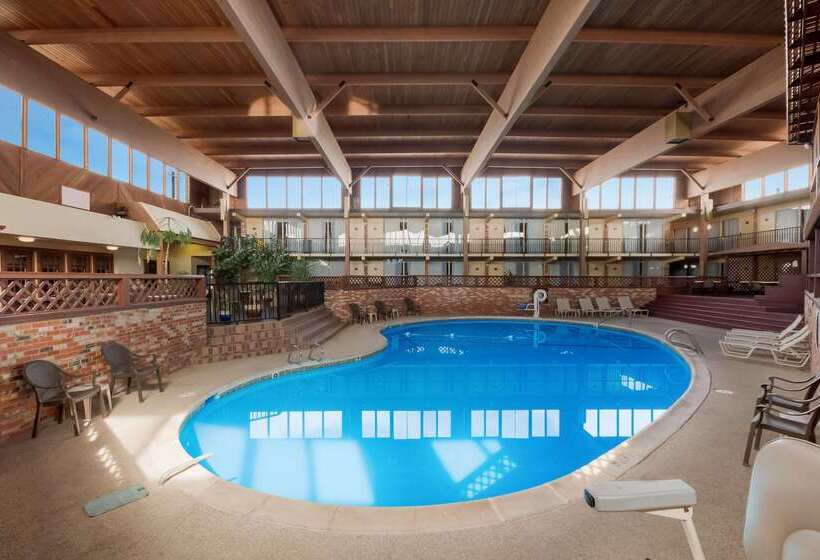 فندق Quality Inn