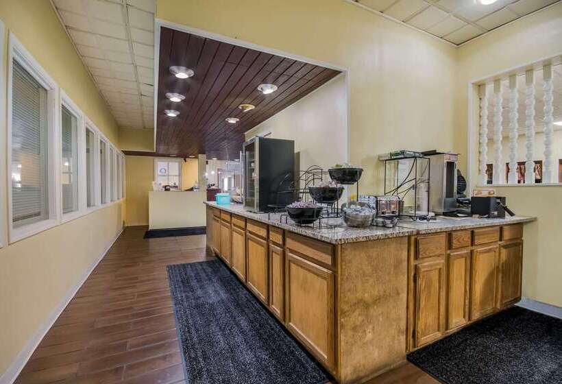 فندق Quality Inn