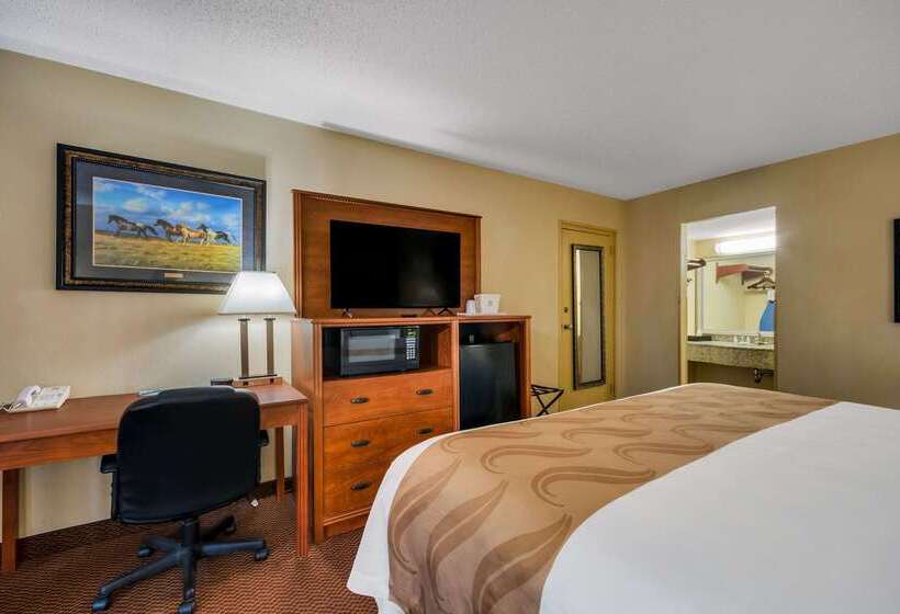 فندق Quality Inn