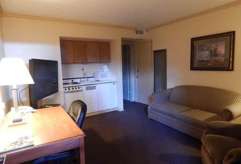 فندق Quality Inn