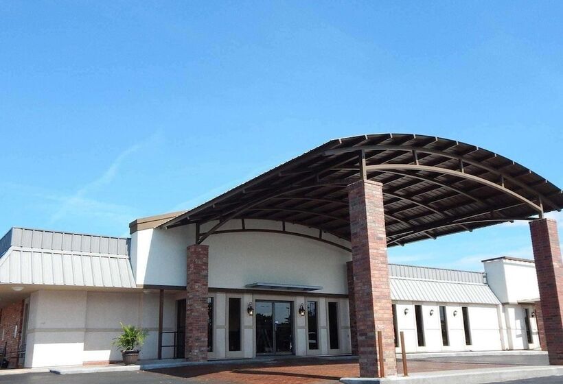 فندق Quality Inn