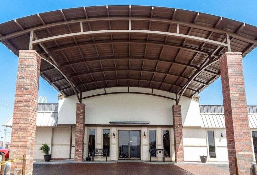 فندق Quality Inn