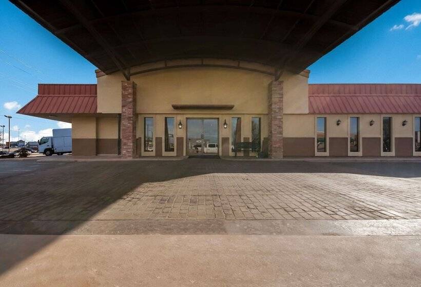 فندق Quality Inn