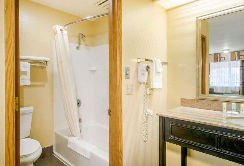 فندق Quality Inn Klamath Falls  Crater Lake Gateway