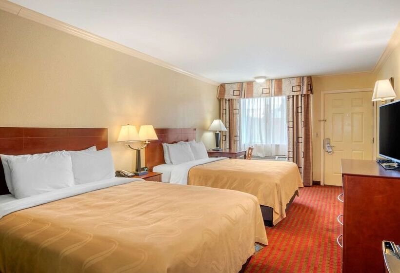 فندق Quality Inn Klamath Falls  Crater Lake Gateway