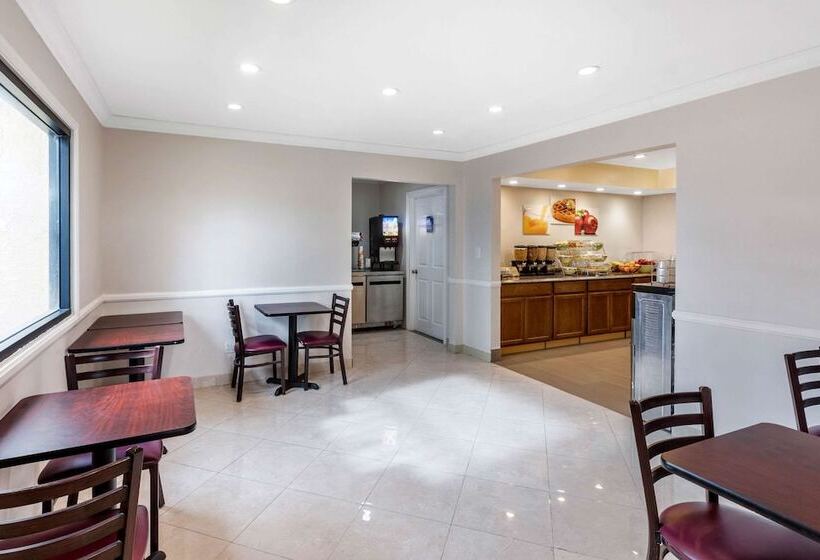 ホテル Quality Inn Lomita Los Angeles South Bay