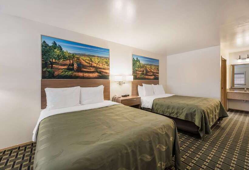호텔 Quality Inn Near Fort Hunter Liggett