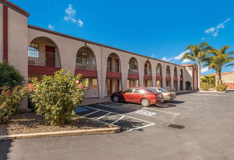 호텔 Quality Inn Near Fort Hunter Liggett