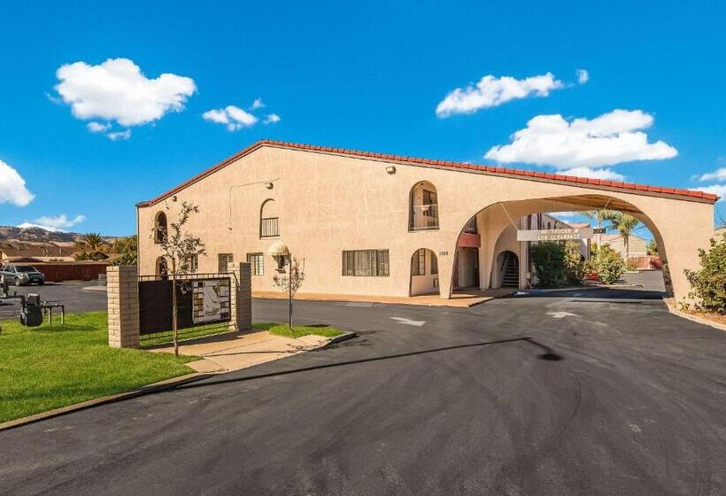 호텔 Quality Inn Near Fort Hunter Liggett