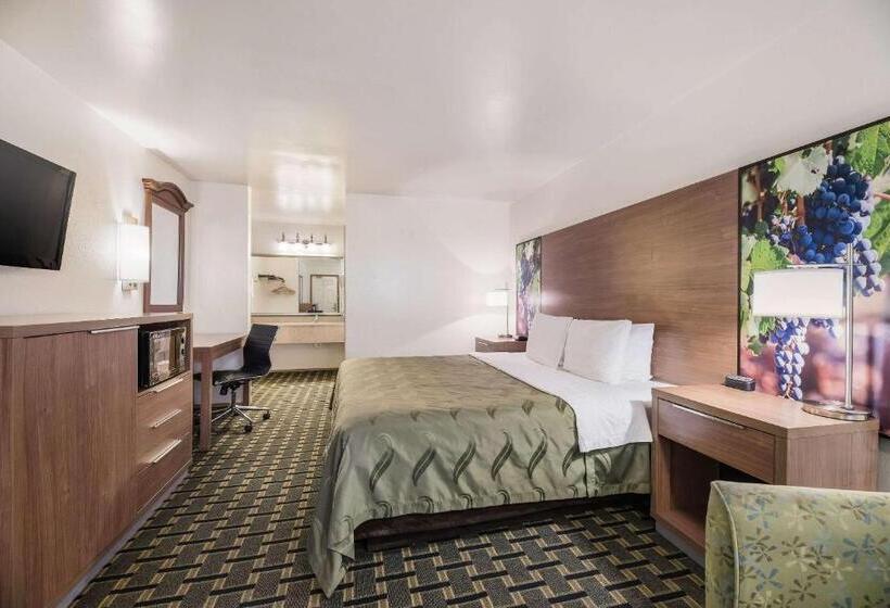 호텔 Quality Inn Near Fort Hunter Liggett