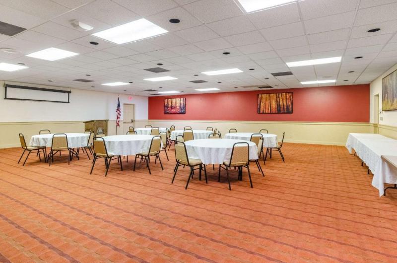 酒店 Quality Inn Radfordwest Blacksburg I81