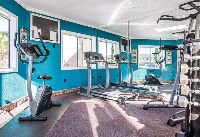 호텔 Quality Inn & Suites Cameron Park Shingle Springs