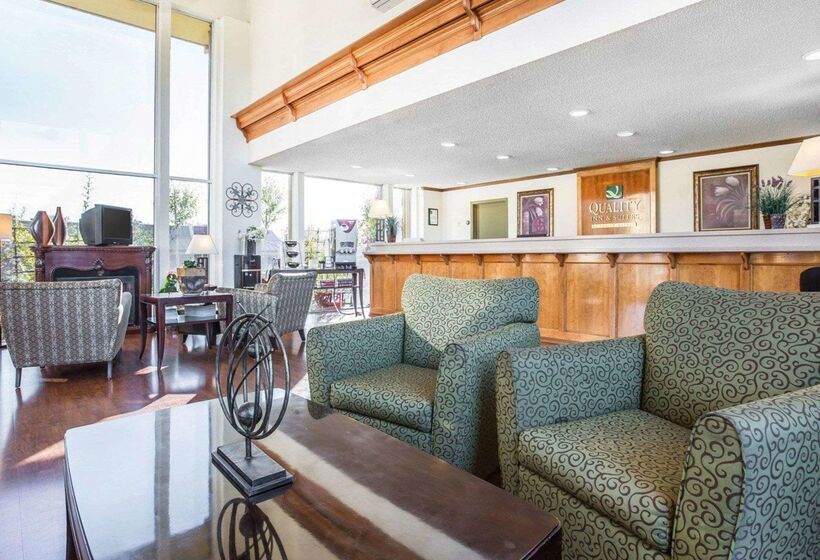 호텔 Quality Inn & Suites Cameron Park Shingle Springs