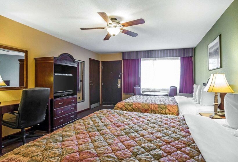 호텔 Quality Inn & Suites Cameron Park Shingle Springs