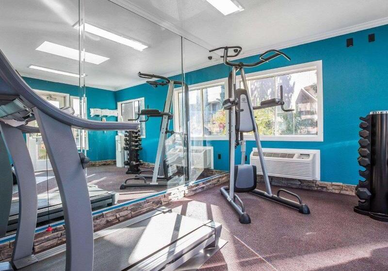 호텔 Quality Inn & Suites Cameron Park Shingle Springs