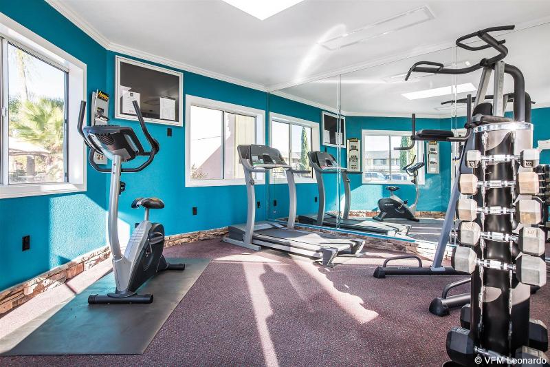 ホテル Quality Inn & Suites Cameron Park Shingle Springs