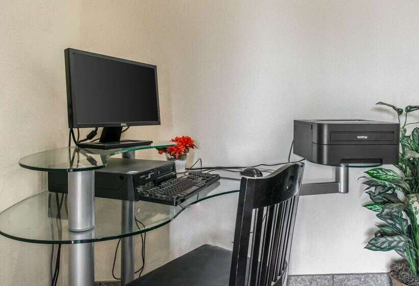 ホテル Quality Inn & Suites