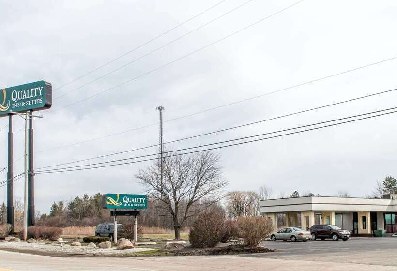 ホテル Quality Inn & Suites