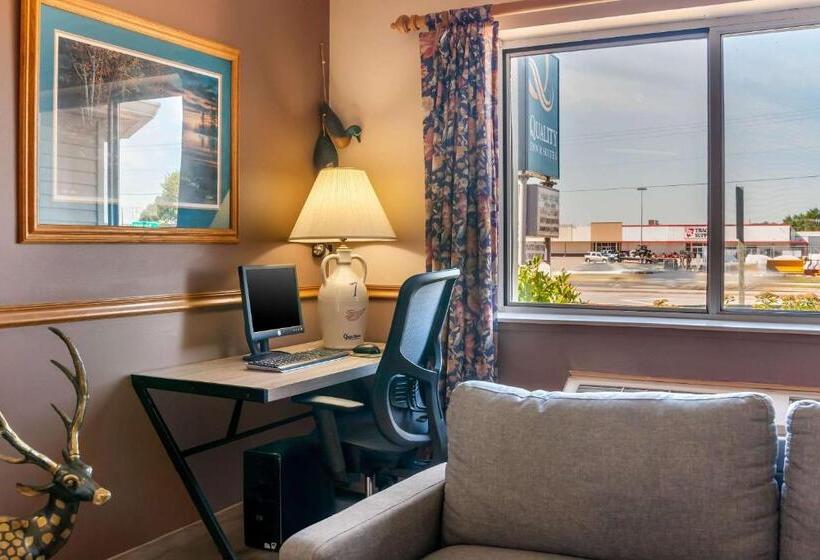 فندق Quality Inn & Suites