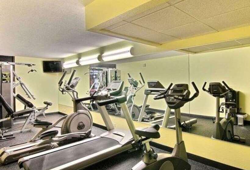 فندق Quality Inn