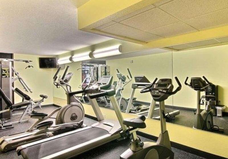 فندق Quality Inn