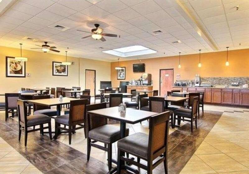 فندق Quality Inn