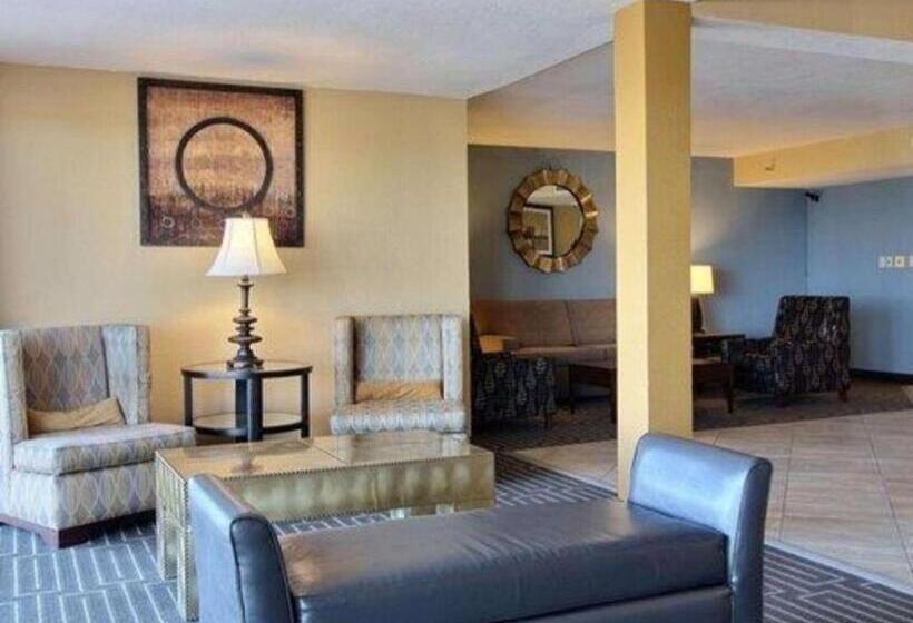 فندق Quality Inn