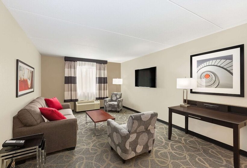 酒店 Clarion Inn Des Moines Airport