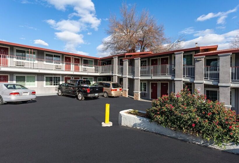 فندق Red Roof Inn Redding