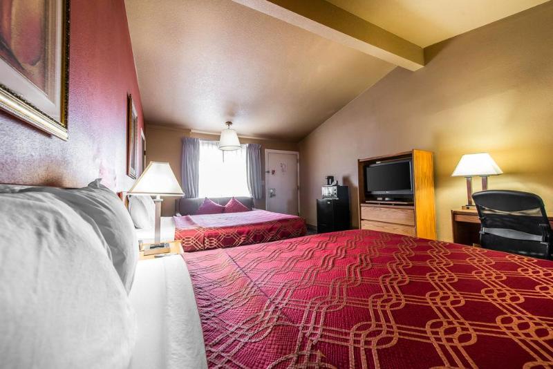 فندق Rodeway Inn