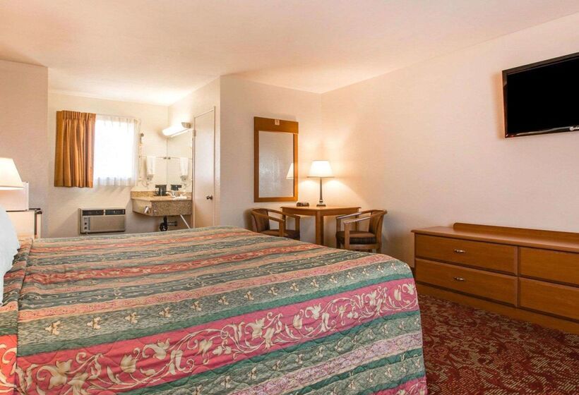 酒店 Rodeway Inn Fallbrook Downtown