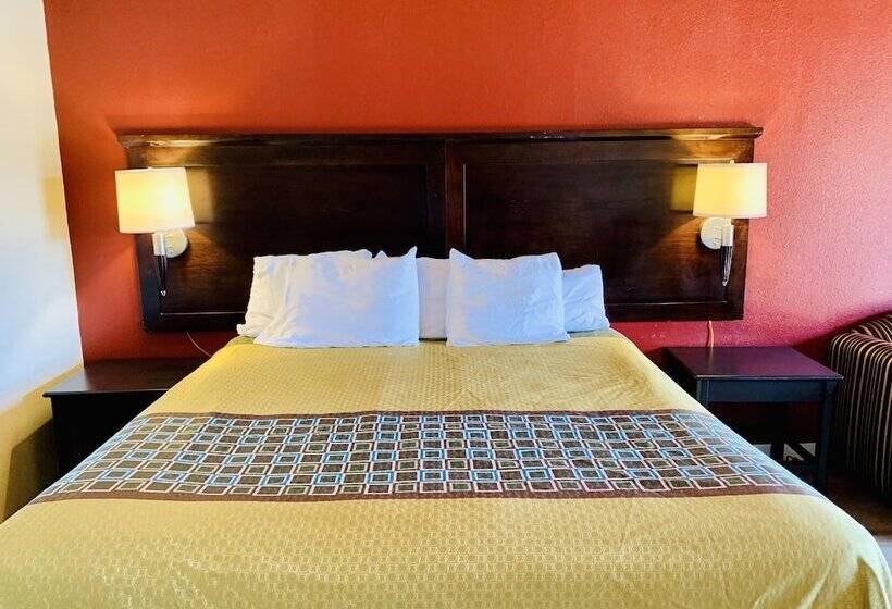 酒店 Rodeway Inn Fallbrook Downtown